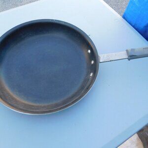 Tramontina Resturant Cookware Pan